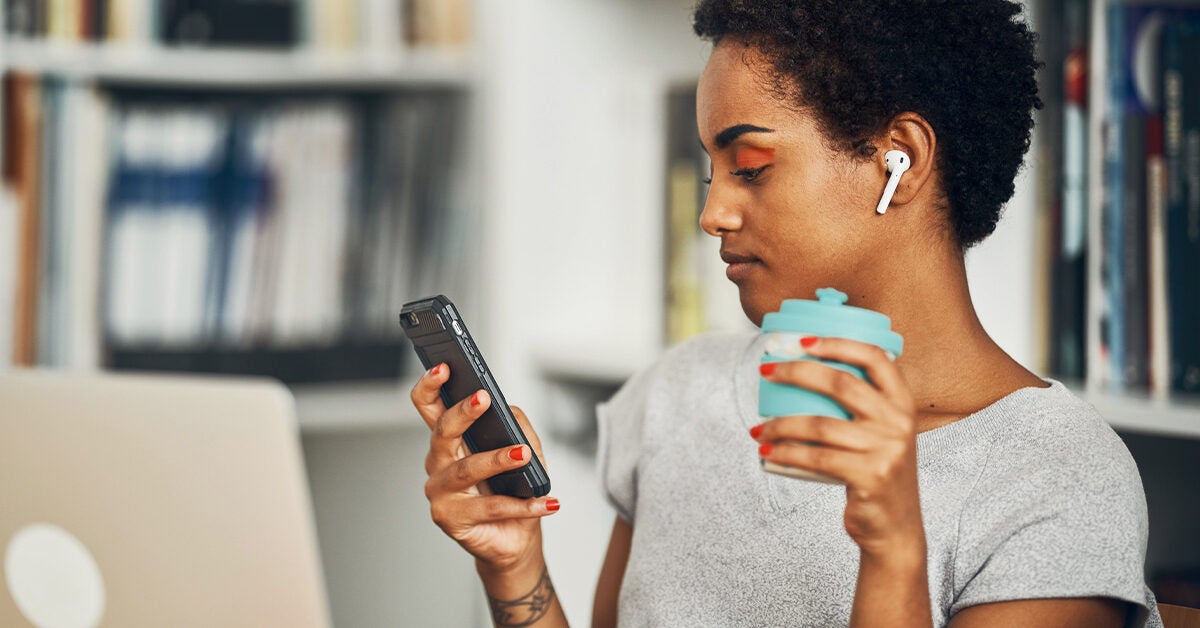 AirPods Hurt My Ears Causes, Alternatives, and More