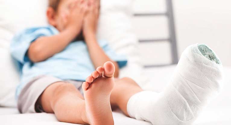 Buckle Fracture Causes Recovery And More Get a 20.187 second psychedelic retro black dark bubble stock footage at 23.98fps. buckle fracture causes recovery and more