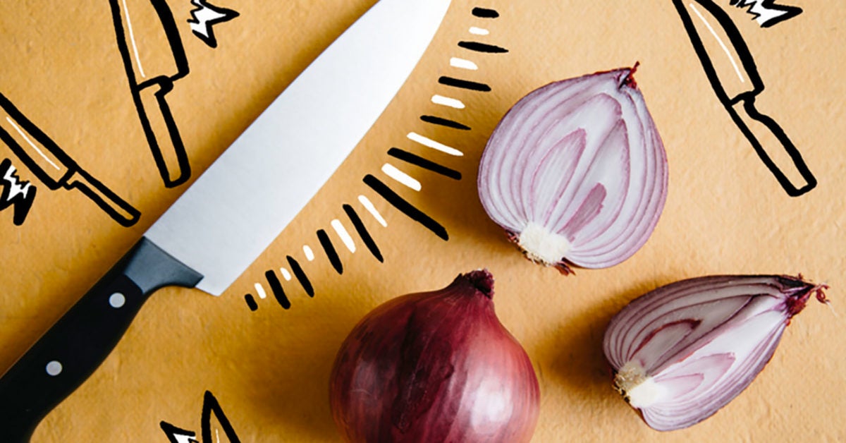 How to cut an onion without crying