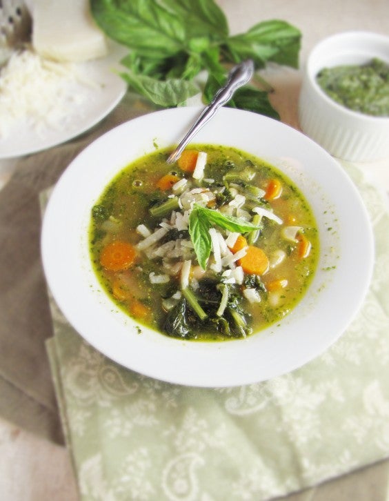 One Pot Meals: White Bean Kale and Pesto Soup