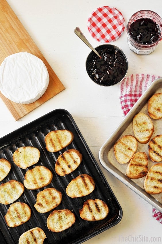 grilled brie and bread