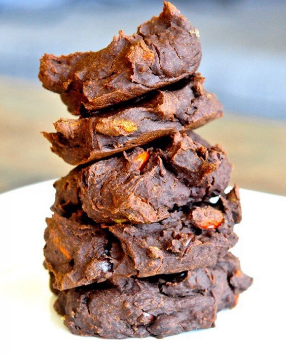 Protein Cookies: Avocado Protein Chocolate Cookies by Cookies to Kale