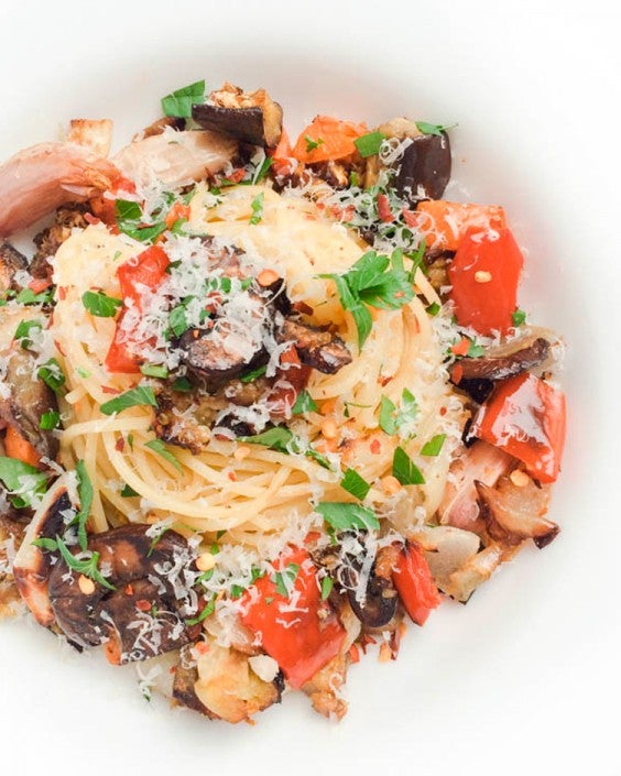 Healthy Dinner Recipes for Beginners: Garlic Roasted Vegetable Pasta by The Lemon Bowl