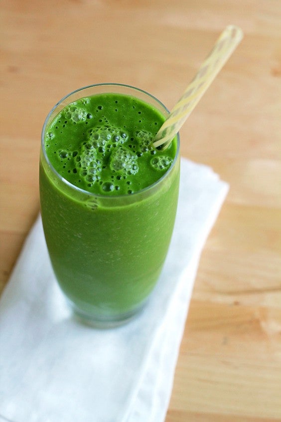 Greens Recipe: Fruit-Free Green Smoothie