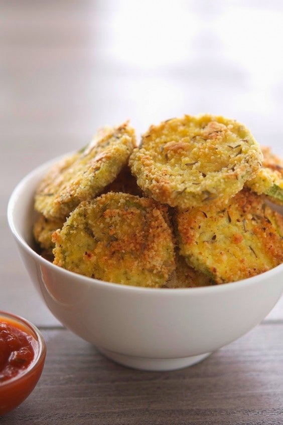 Paleo Snacks: Almond Crusted Baked Zucchini Crisps