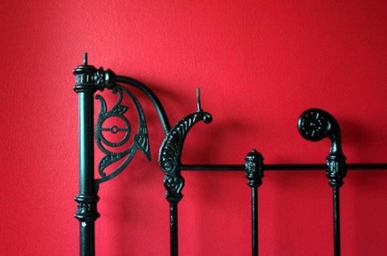 Bed post