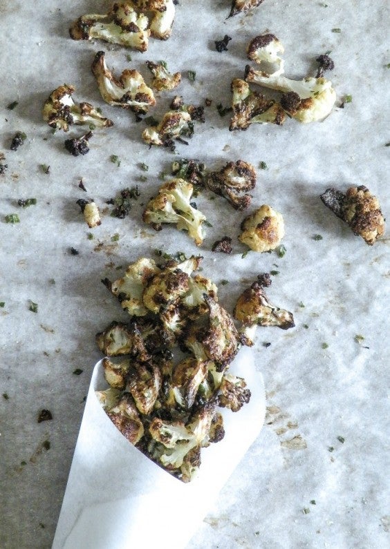 Paleo Snacks: Cauliflower Popcorn