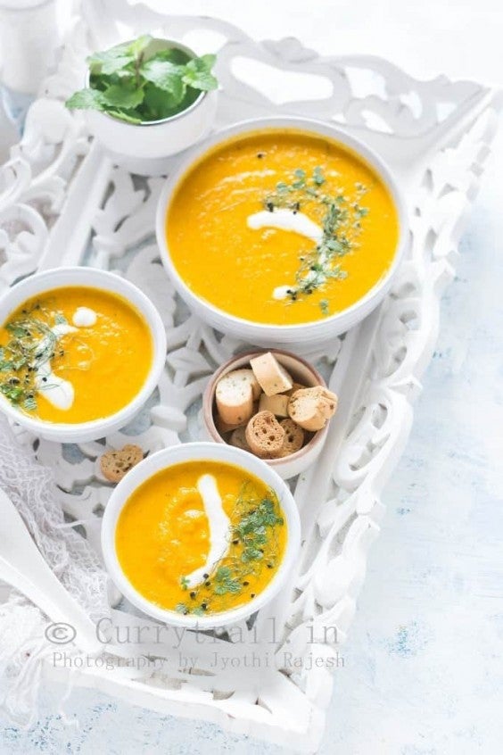 Vegan Roasted Carrot Soup Recipe