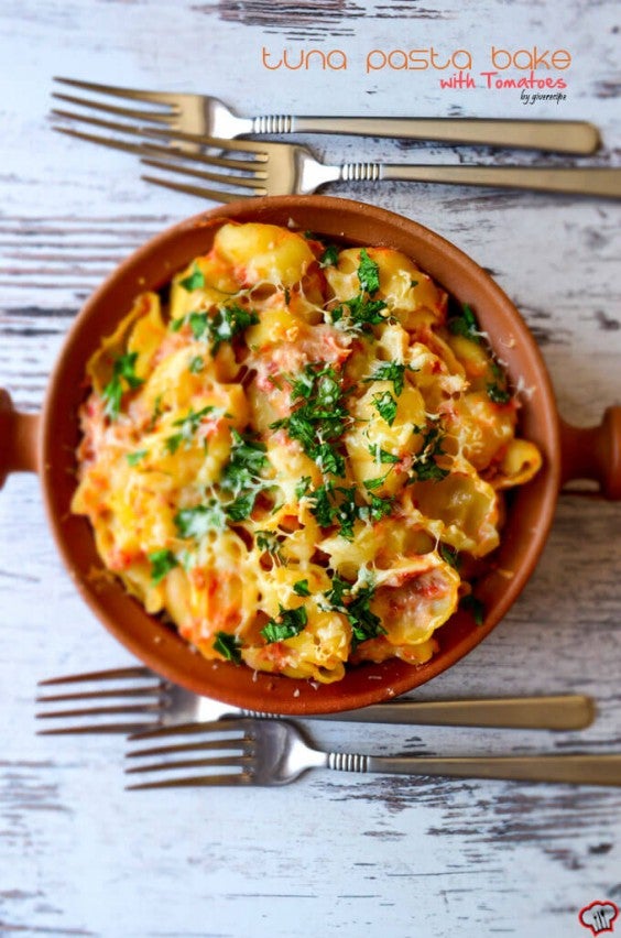 2. Tuna Pasta Bake With Tomatoes