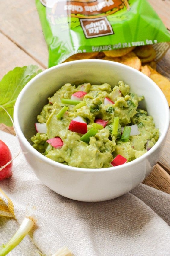 Paleo Snacks: Springtime Guacamole