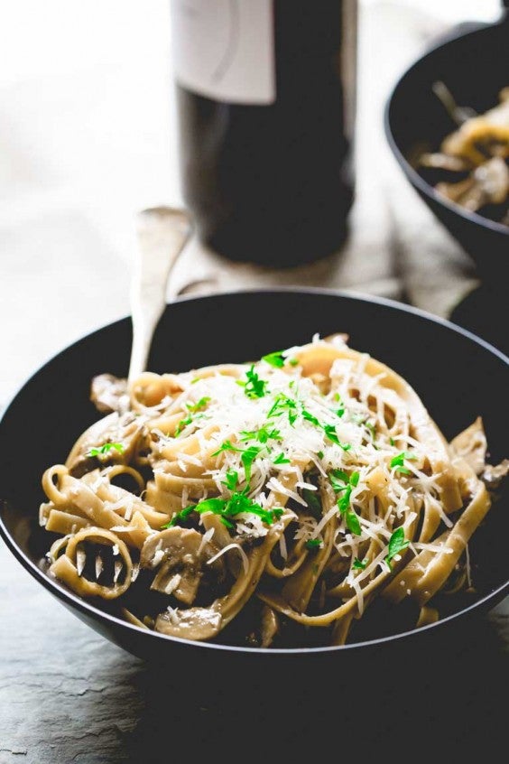 16. Vegetarian Fettuccine Carbonara With Mushrooms