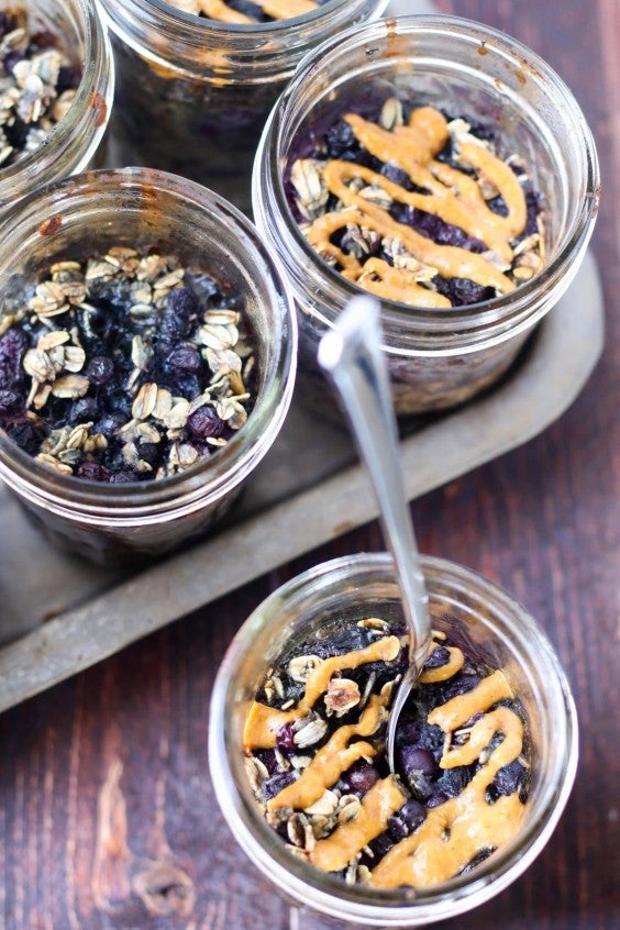 2. Mason Jar Blueberry Baked Oats