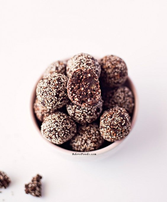 Raw Cacao Chia Balls