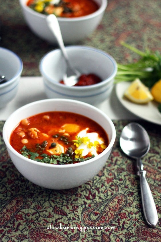 1. Lablabi (Tunisian Chickpea Breakfast Soup)