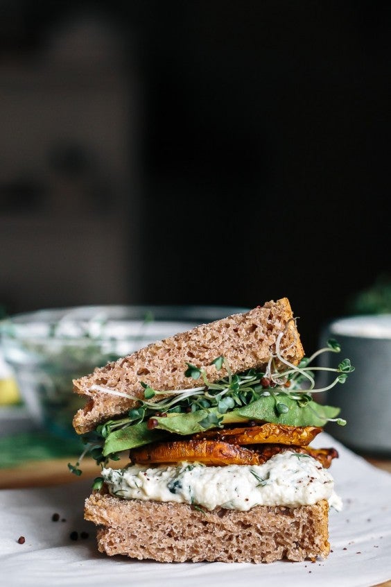 Veggie sandwich: Golden Beet