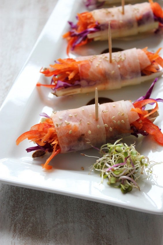 20. Easy Veggie Spring Rolls With Spicy Coconut Curry Sauce