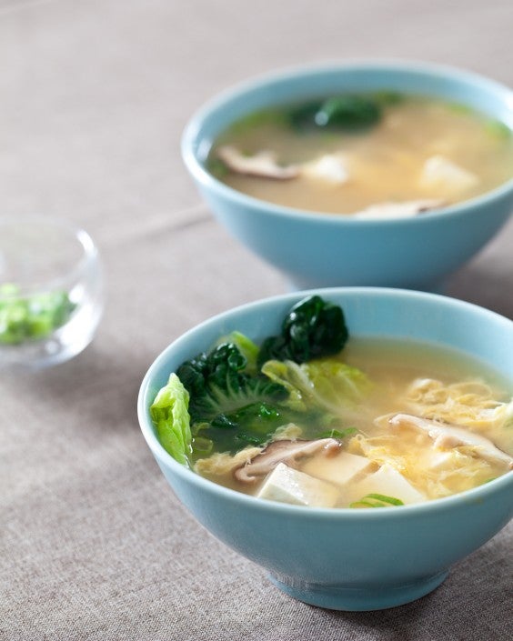 Tofu Recipes: Tofu and Mushroom Miso Soup