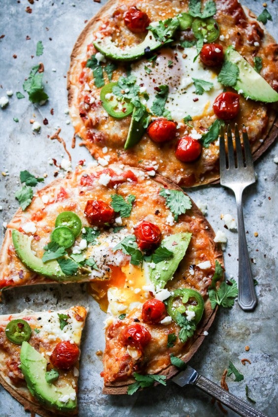 15. Loaded Tortilla Breakfast Pizza 