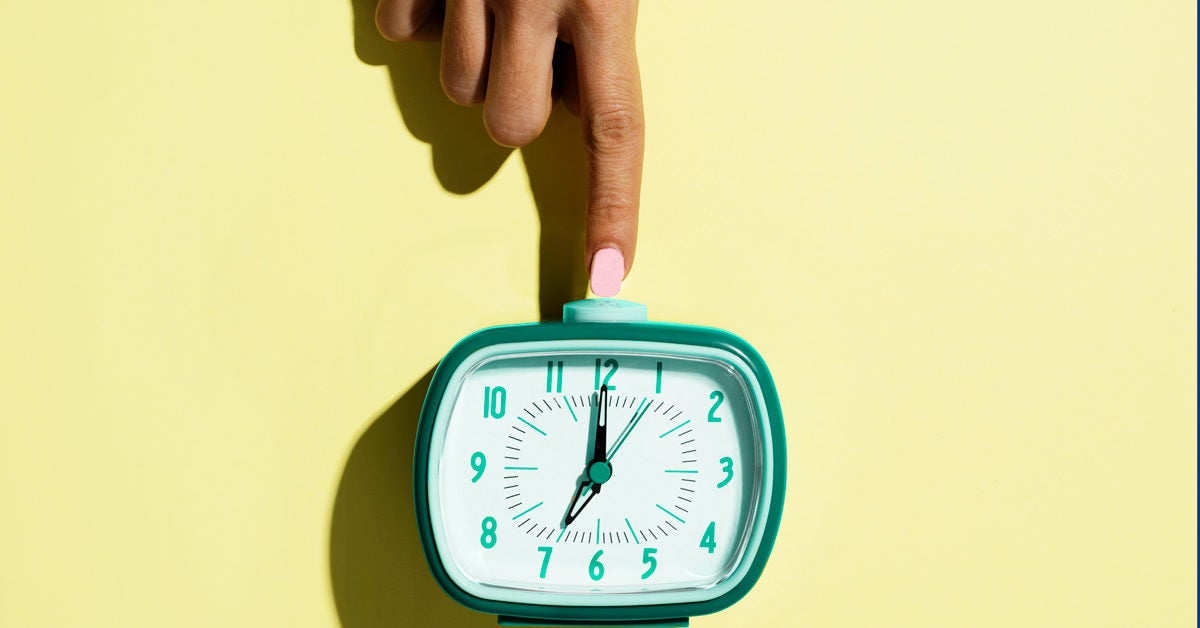 7-things-you-shouldn-t-do-when-you-first-wake-up-how-to-wake-up-early