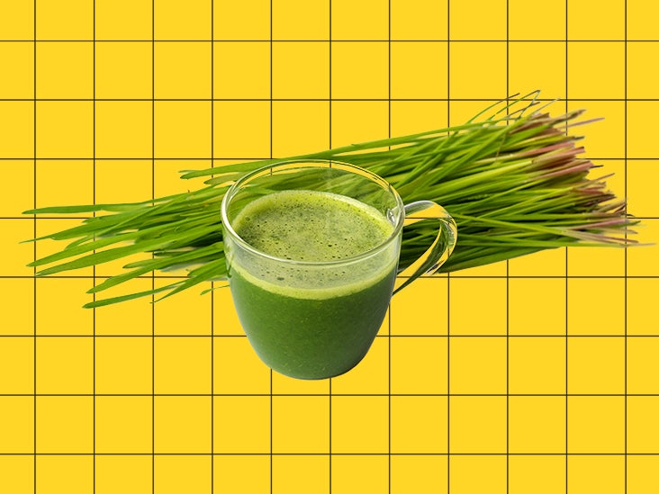 11 Benefits of Wheatgrass, Nutrition Info, and Side Effects