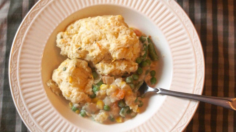 veggie pot pie skillet with cheddar