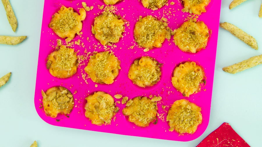 macaroni and cheese bites