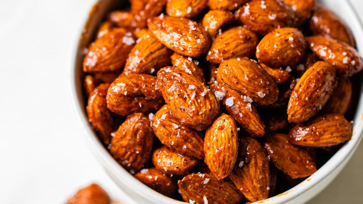 buffalo spice almonds