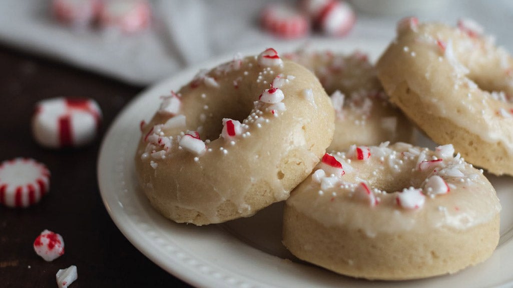 vegan peppermint donuts