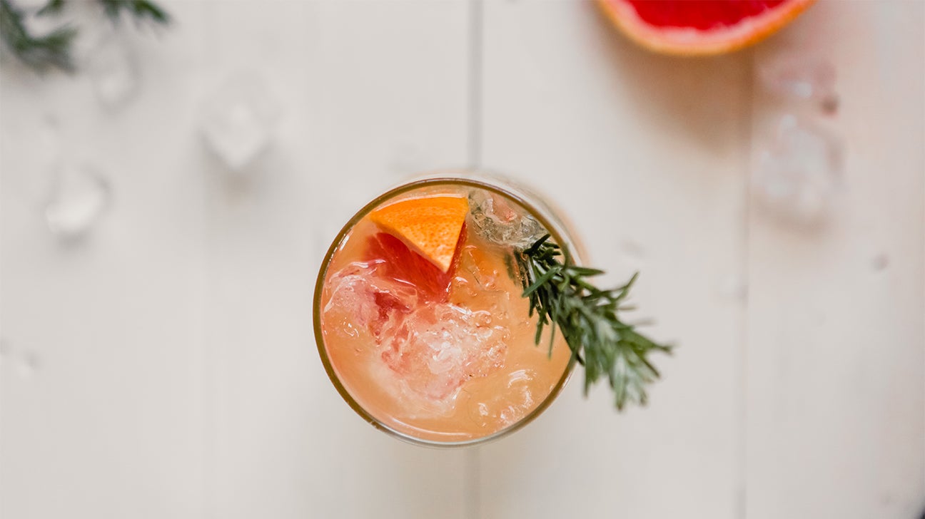  Grapefruit rosemary soda