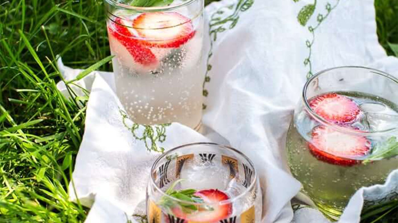 Lemon lavender spritzer