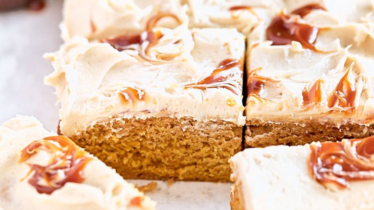 pumpkin caramel sheet cake