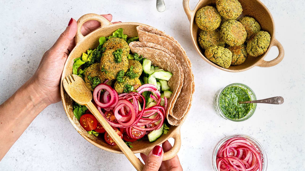 falafel made in an air fryer header