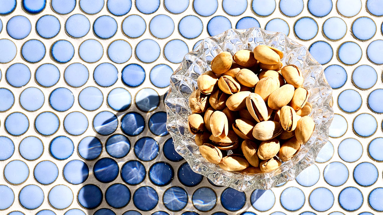 pistachios in a bowl header