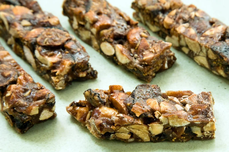 Fig and nut bars