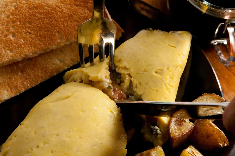 Bacon, Apple, and Blue Cheese Omelet