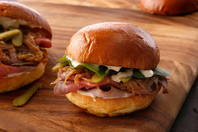 Roast Beef And Caramelized Onion Sliders