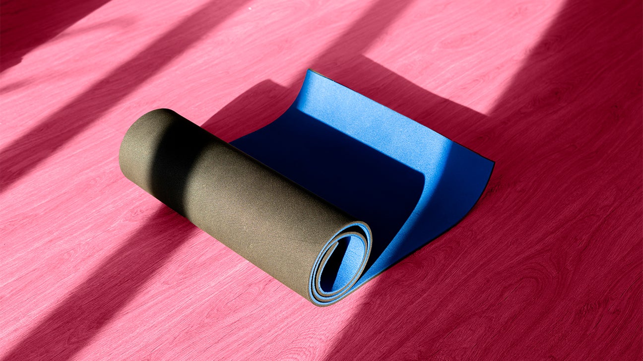 how to clean yoga mat