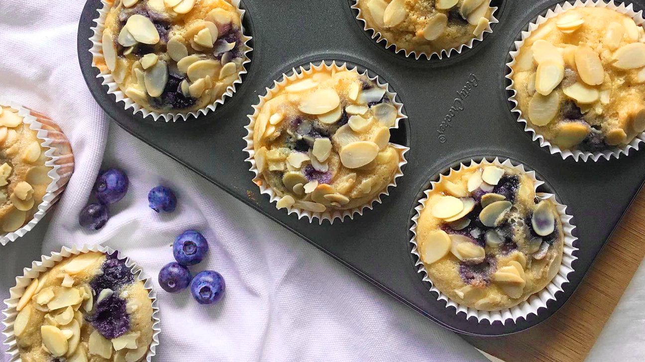 Almond blueberry muffins