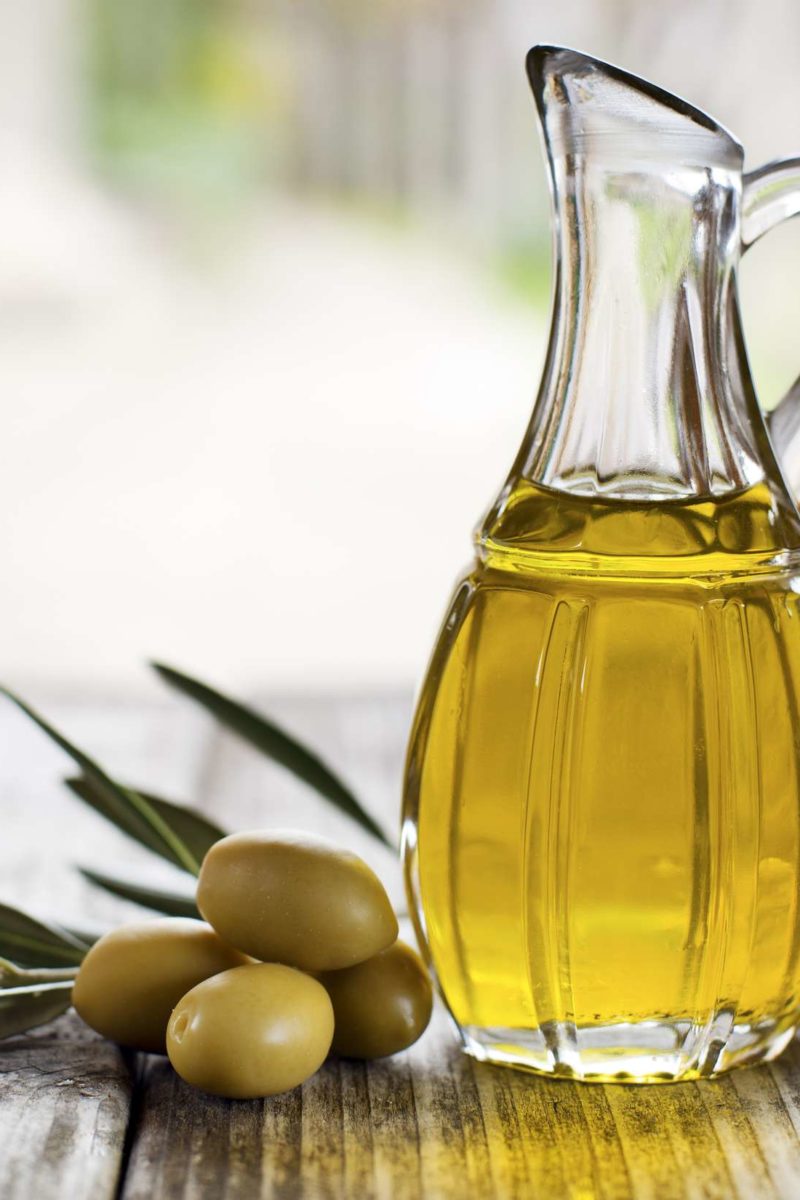 4 olive oil benefits for your face