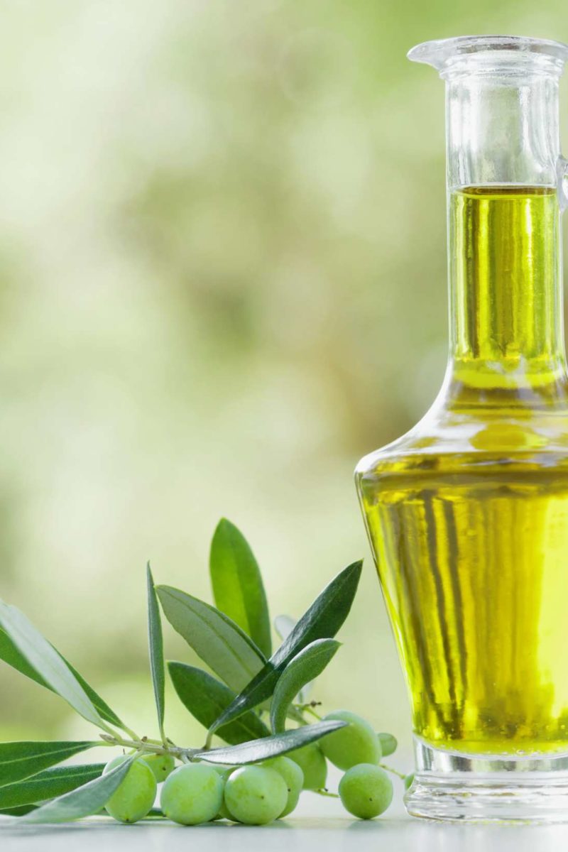 olive-oil-for-hair-care-how-to-use-and-possible-benefits