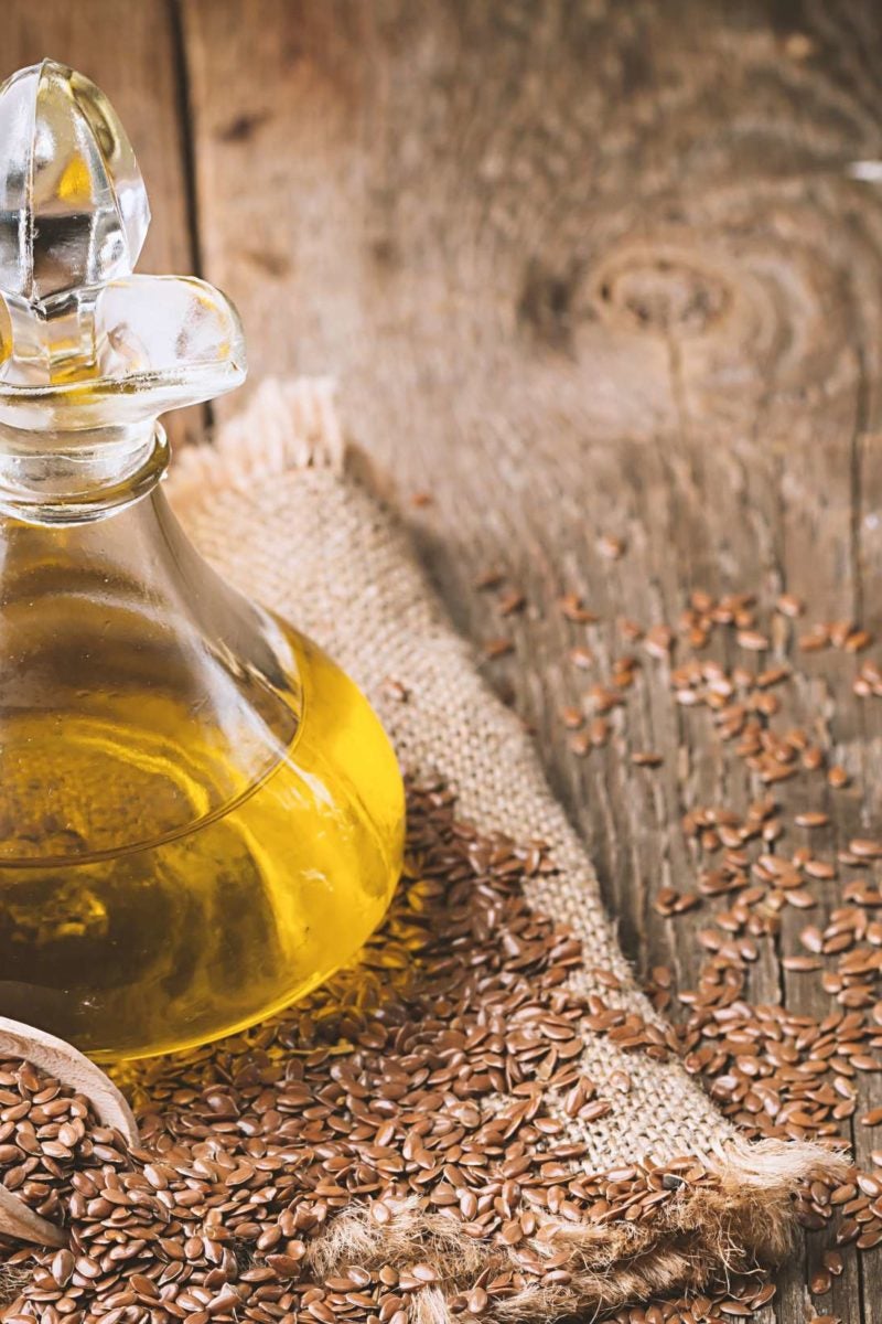 Flaxseed oil: Benefits, side effects, and how to use
