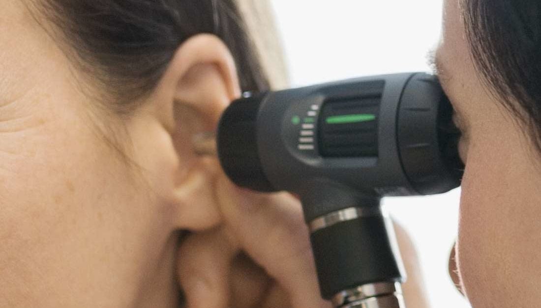Black earwax Causes, symptoms, and treatments