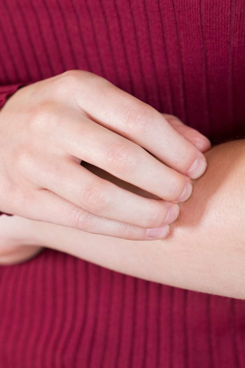 Itching without a rash 8 possible causes and treatments