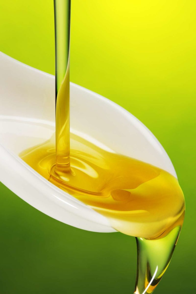 Olive oil in ear Uses, effectiveness, and safety