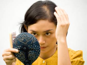 Seven Natural Ways To Get Thicker Hair
